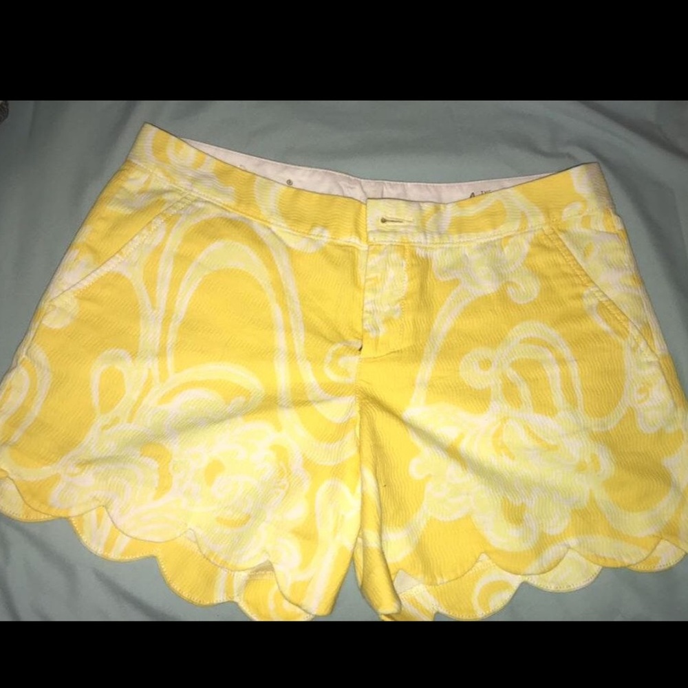 Lily Pulitzer Scallop Shorts
